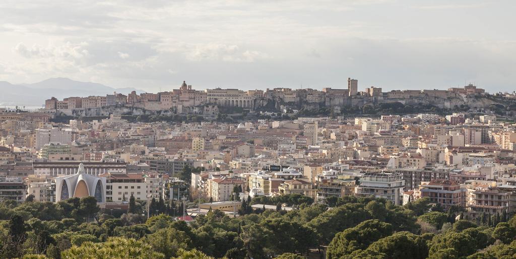 L'Arco Cagliari Bed and Breakfast Εξωτερικό φωτογραφία