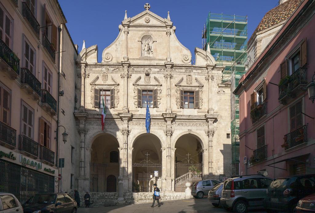 L'Arco Cagliari Bed and Breakfast Εξωτερικό φωτογραφία