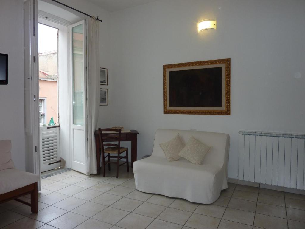 L'Arco Cagliari Bed and Breakfast Δωμάτιο φωτογραφία