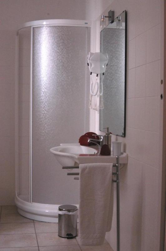 L'Arco Cagliari Bed and Breakfast Δωμάτιο φωτογραφία
